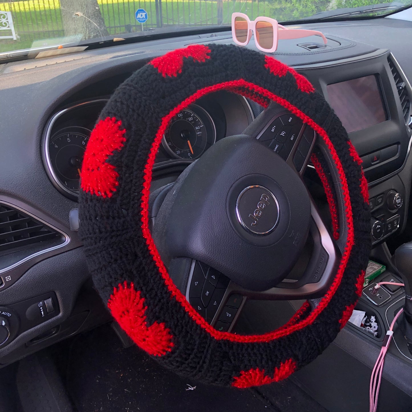 Queen of Hearts Steering Wheel Cover